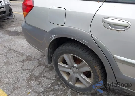 2005 Subaru Outback 3.0R L.l. Bean Edition из США, поврежденный, VIN 4S4BP86CX54310608